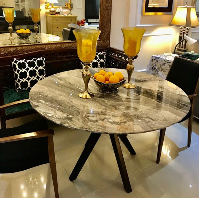 Arabescato Orobico Marble Round Dining Table - Ameera Residences